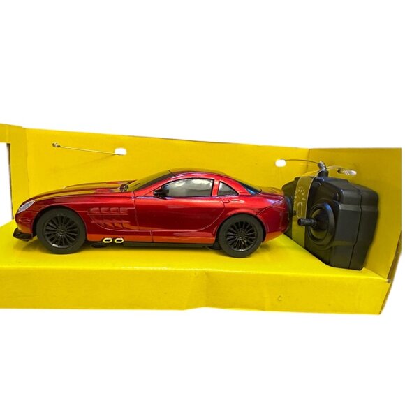 Mercedes-Benz SLR 722 S 1:24 Scale Full Function Radio Control Car NIB - Picture 8 of 8